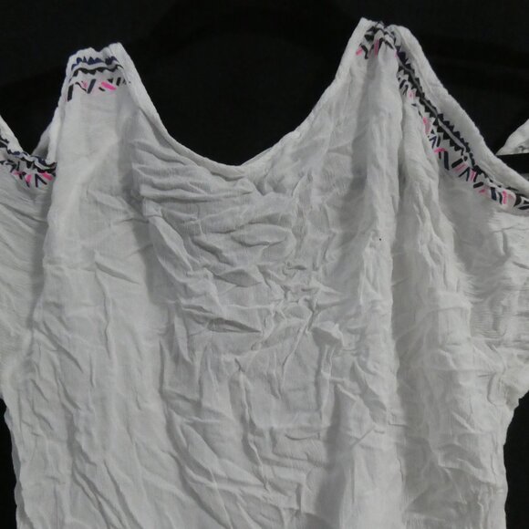 AEROPOSTALE | medium | Bohemian Embroidered Cold-Shoulder Blouse - Picture 12 of 16